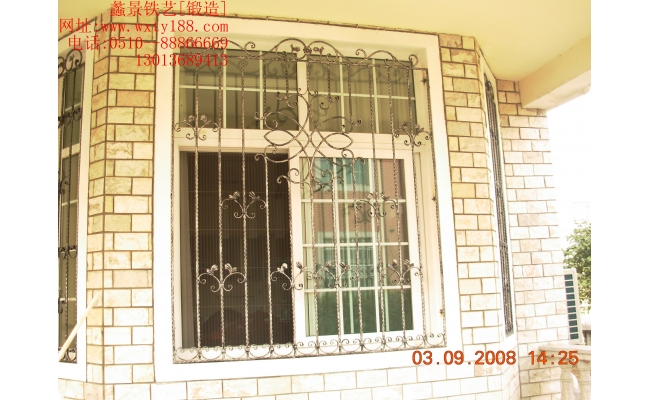 小區鐵藝窗